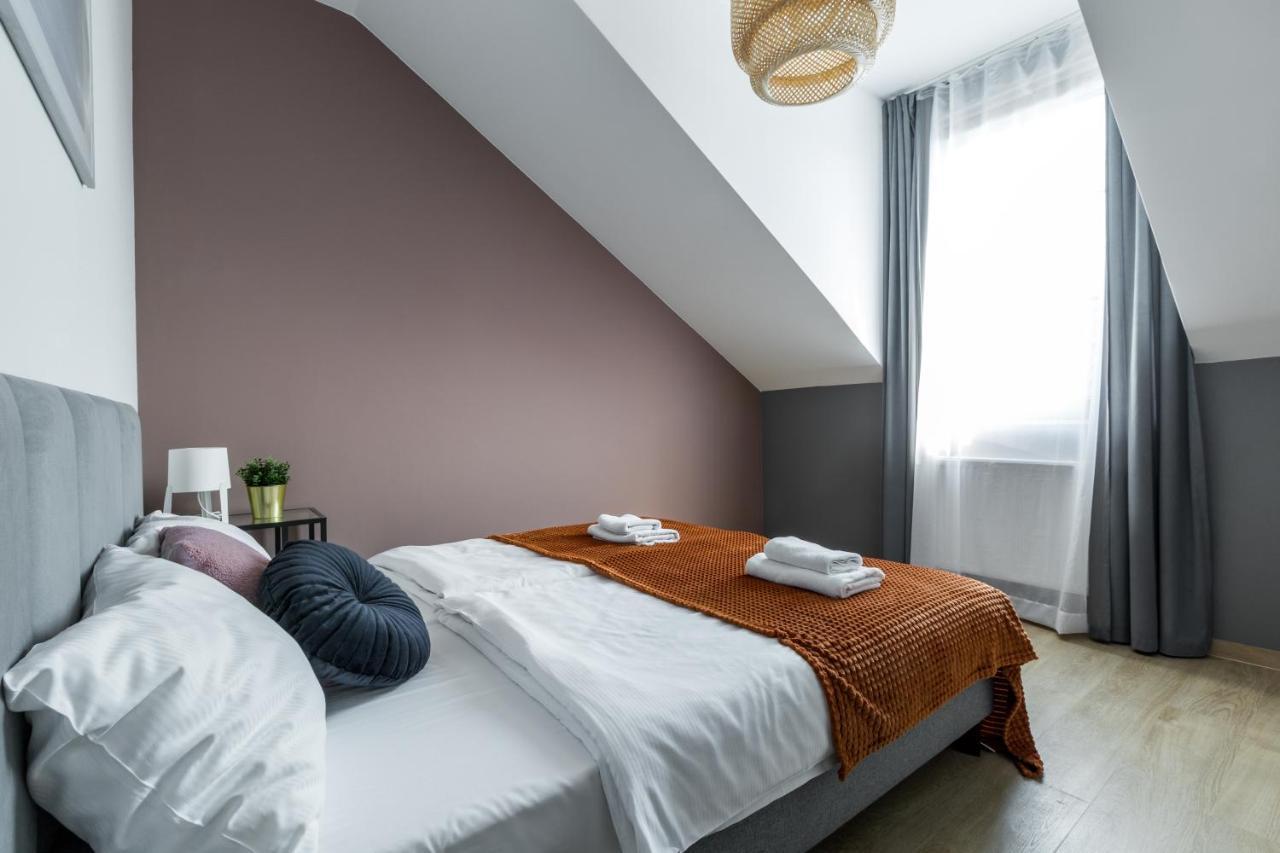 Kazimierz Friendhouse Apartments คราคูฟ ภายนอก รูปภาพ