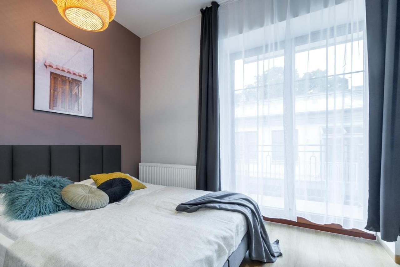 Kazimierz Friendhouse Apartments คราคูฟ ภายนอก รูปภาพ