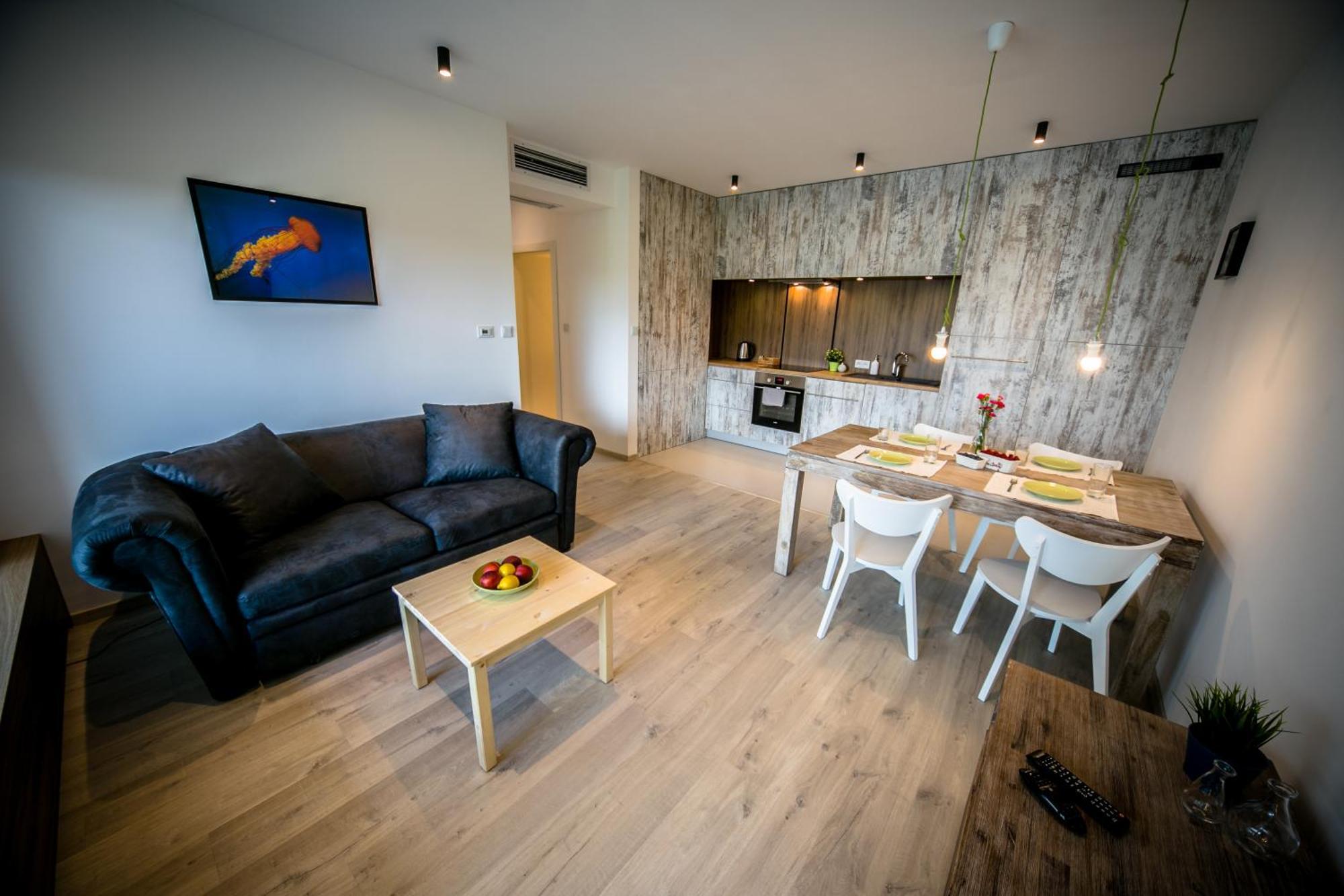 Kazimierz Friendhouse Apartments คราคูฟ ภายนอก รูปภาพ