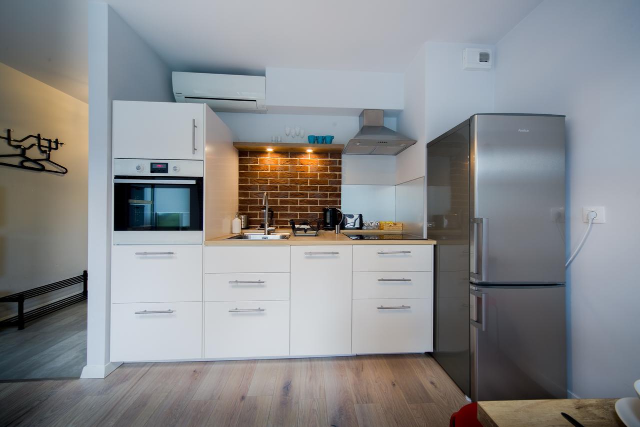 Kazimierz Friendhouse Apartments คราคูฟ ภายนอก รูปภาพ