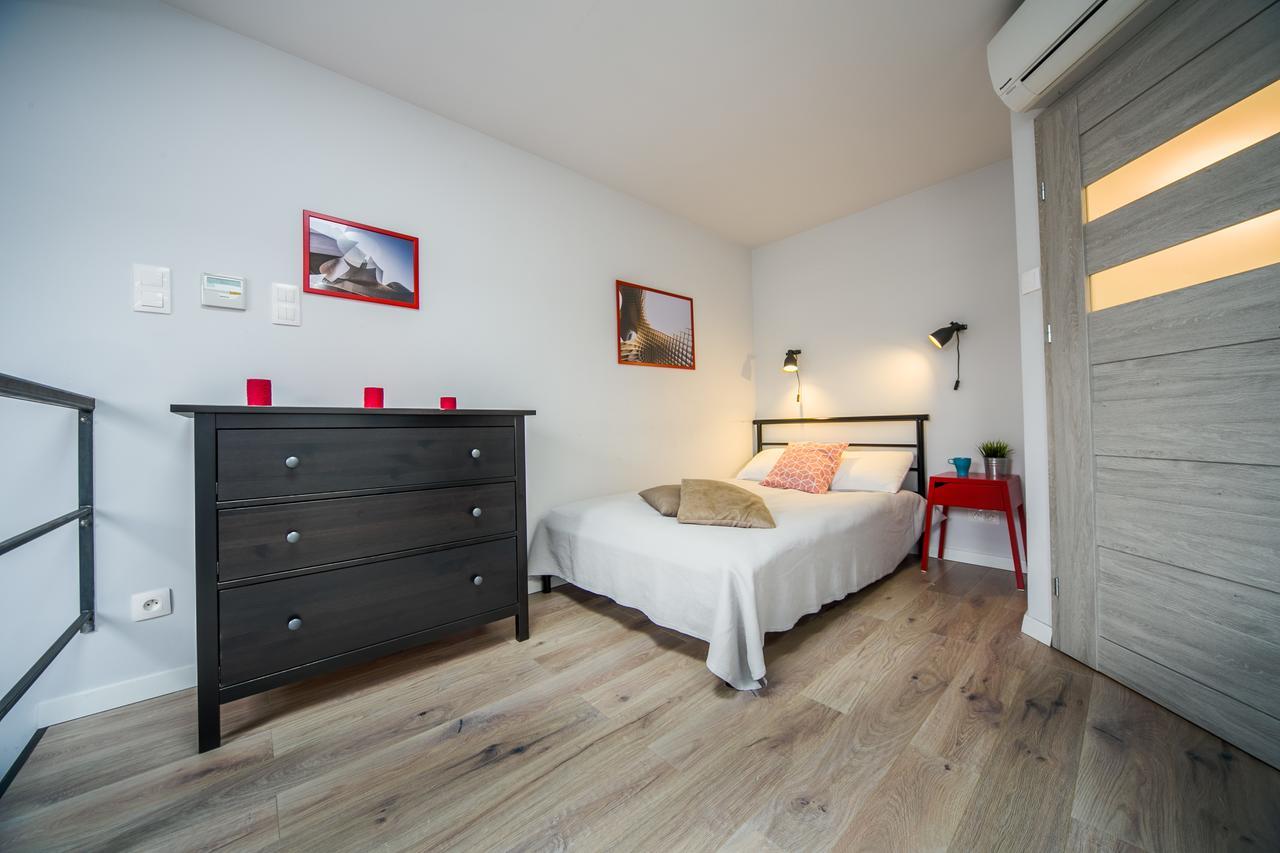 Kazimierz Friendhouse Apartments คราคูฟ ภายนอก รูปภาพ